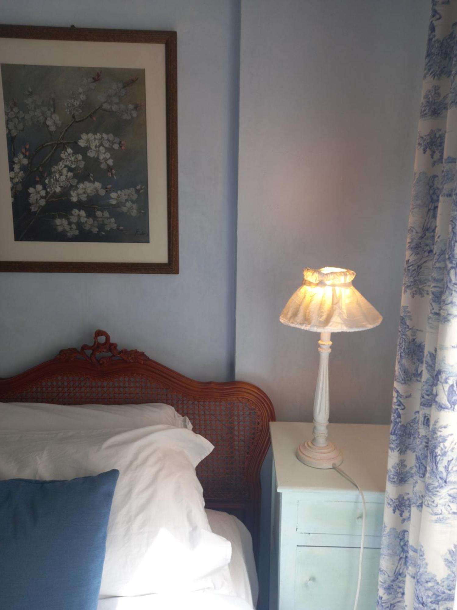 B&B Le Camelie Del Bosco Baiardo Quarto foto